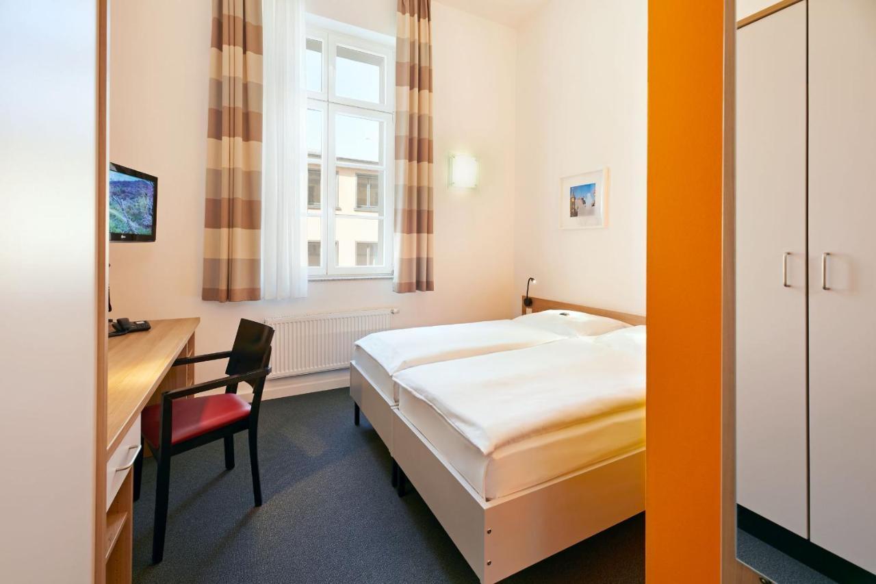Townhouse Düsseldorf Aparthotel Buitenkant foto