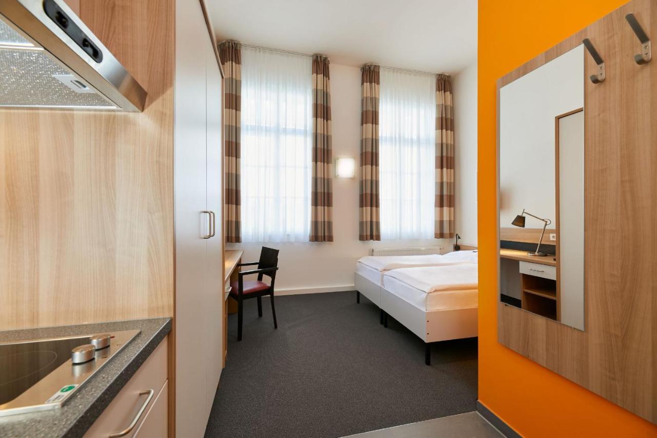 Townhouse Düsseldorf Aparthotel Buitenkant foto
