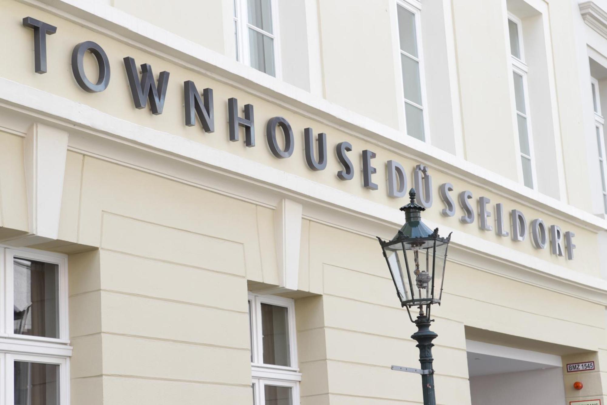Townhouse Düsseldorf Aparthotel Buitenkant foto