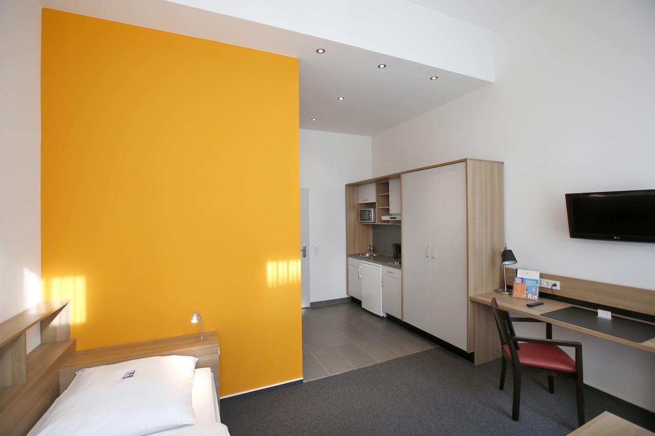 Townhouse Düsseldorf Aparthotel Buitenkant foto